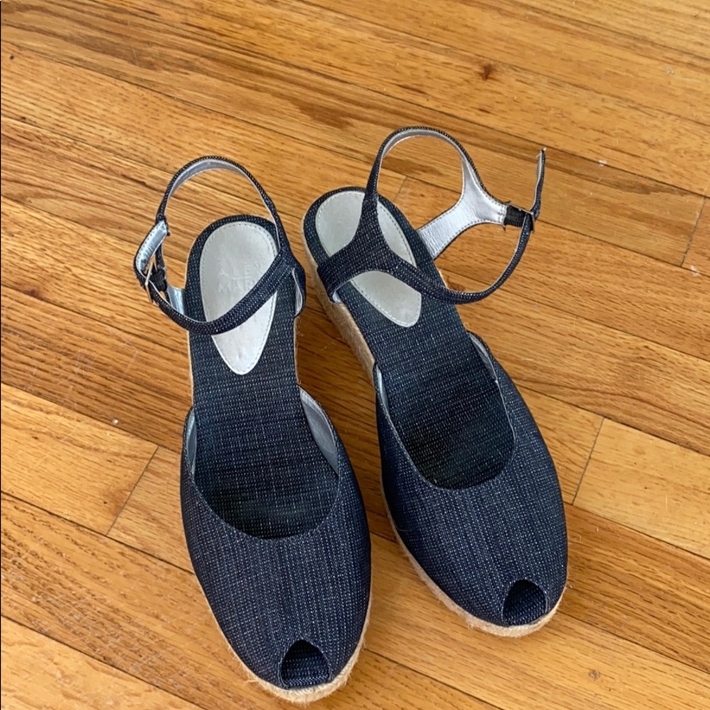 Alex Marie Espadrilles like new